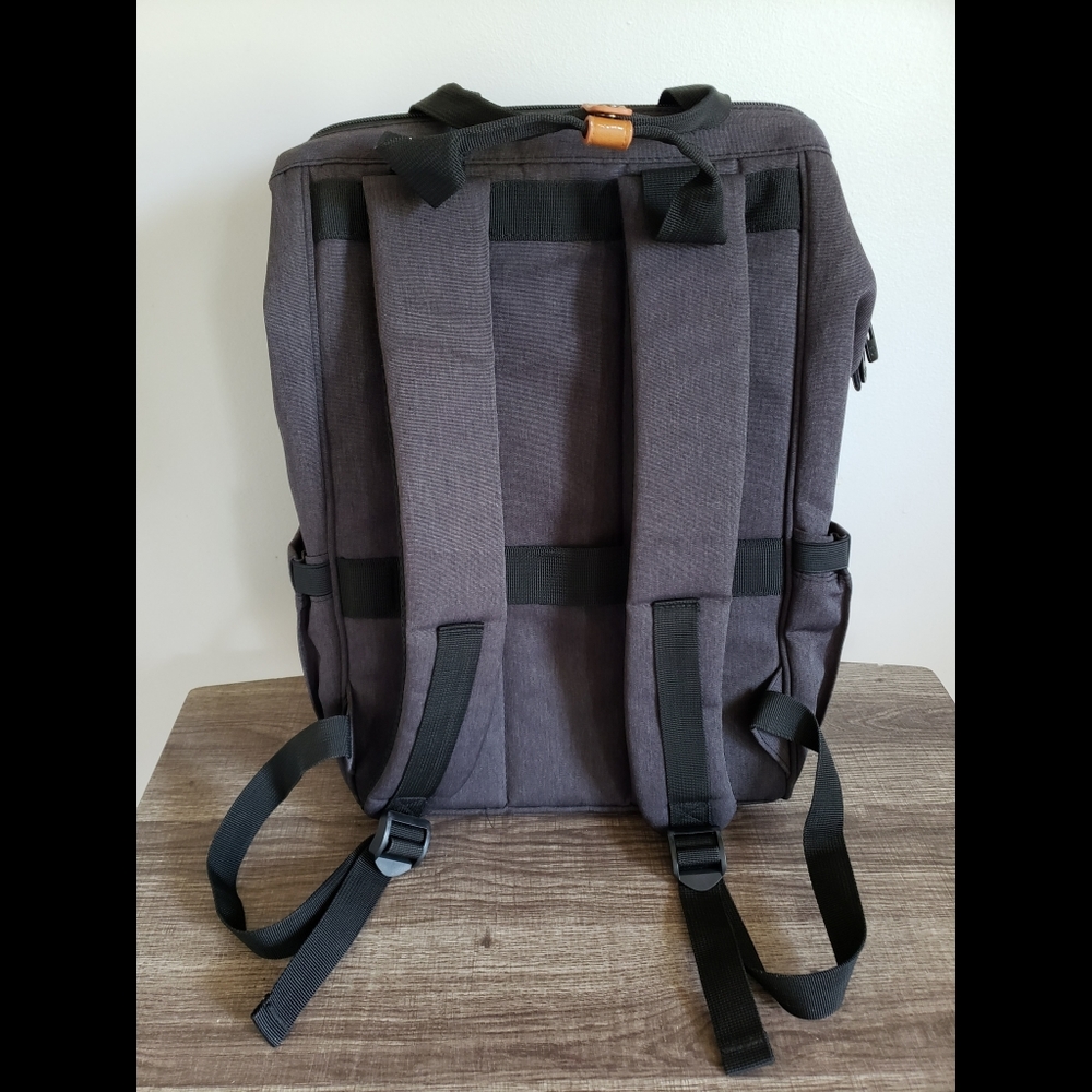 Laptop Doctor Style Backpack - Picture 10 of 15